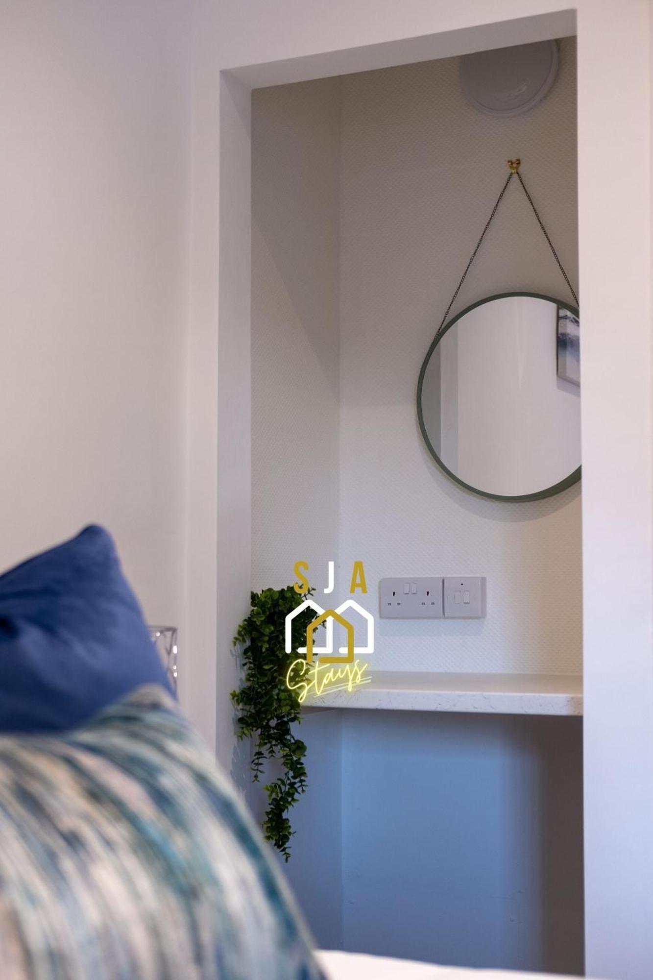 Holburn Hideaway - Sja Stays - Modern 2 Bed Apartment Aberdeen Extérieur photo